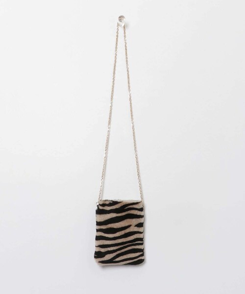 URBAN RESEARCH(アーバンリサーチ)の「CARUS AURA FUR BAG(ショルダーバッグ・レディース・ZEBRA/BROWN/CAPPUCCINO/別注GRAGE・-)」の5枚目の写真