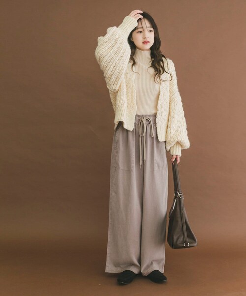 ITEMS URBANRESEARCH（アイテムズ アーバンリサーチ）の「ウールミックスボリュームカーディガン（カーディガン/ボレロ・レディース・IVO/NVY・Free）」の9枚目の写真