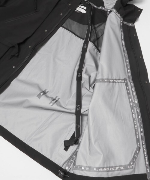 THE GOODLAND MARKET（ザグッドランドマーケット）の「F/CE.　ALL-WEATHER SHELL（マウンテンパーカー・メンズ・Black/Gray・M）」の12枚目の写真