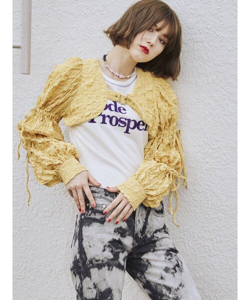 jouetie（ジュエティ）の「2WAYマムルークスリーブトップス（カーディガン/ボレロ・レディース・オフホワイト/ブラック/ピンク/イエロー/ブルー・M）」の4枚目の写真