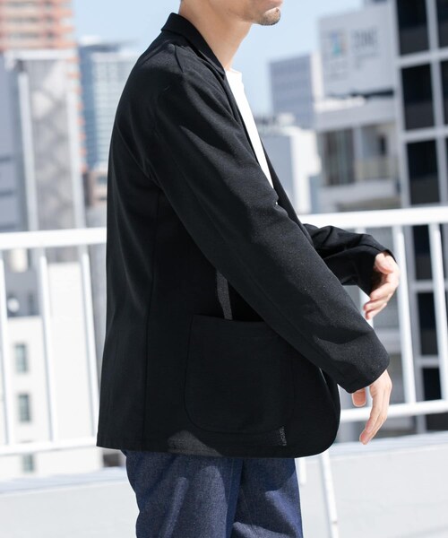 URBAN RESEARCH ROSSO（アーバンリサーチロッソ）の「『WEB限定』『セットアップ対応/XLサイズあり』コンフォータブルドライジャケット（テーラードジャケット・メンズ・NAVY/CHARCOAL/BLACK・S/M/L/XL）」の16枚目の写真