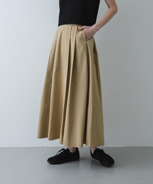 SENSE OF PLACE by URBAN RESEARCH（センスオブプレイスバイアーバンリサーチ）の「タックボリュームスカート（スカート・レディース・BEIGE/BLACK/BLUE・One）」の13枚目の写真