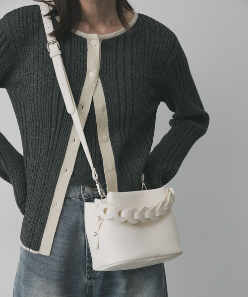 SENSE OF PLACE by URBAN RESEARCH（センスオブプレイスバイアーバンリサーチ）の「チェーンハンドルパフバッグ（ショルダーバッグ・レディース・BLACK/L.BLUE/IVORY・One）」の7枚目の写真