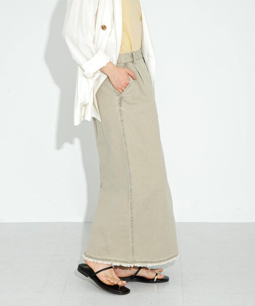 URBAN RESEARCH Sonny Label（アーバンリサーチサニーレーベル）の「コットンツイルタックナロースカート（スカート・レディース・ピンク/グレージュ・36/38）」の9枚目の写真
