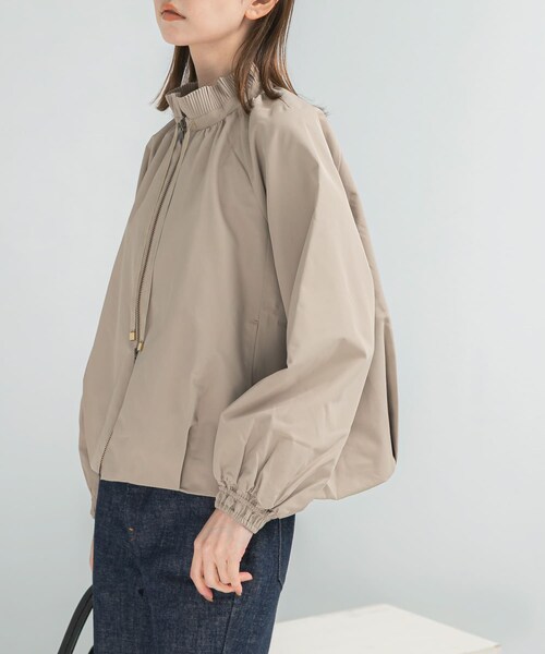 URBAN RESEARCH ROSSO（アーバンリサーチロッソ）の「MARILYN MOON　pleats twill blouson（ブルゾン・レディース・BLACK/BEIGE・Free）」の16枚目の写真