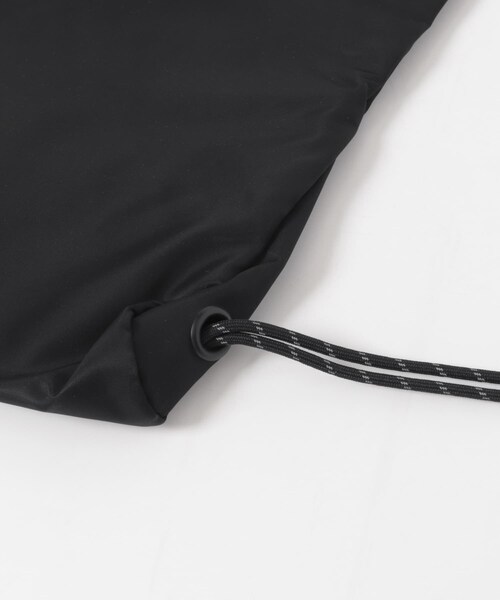 URBAN RESEARCH(アーバンリサーチ)の「ANCHOR INC. REFLECTOR DRAWSTRING BAG(バックパック/リュック・メンズ・BLACK・One)」の6枚目の写真