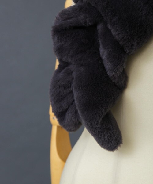 SENSE OF PLACE by URBAN RESEARCH(センスオブプレイスバイアーバンリサーチ)の「ウェーブティペット(マフラー・レディース・IVORY/CHARCOAL/BROWN・one)」の20枚目の写真