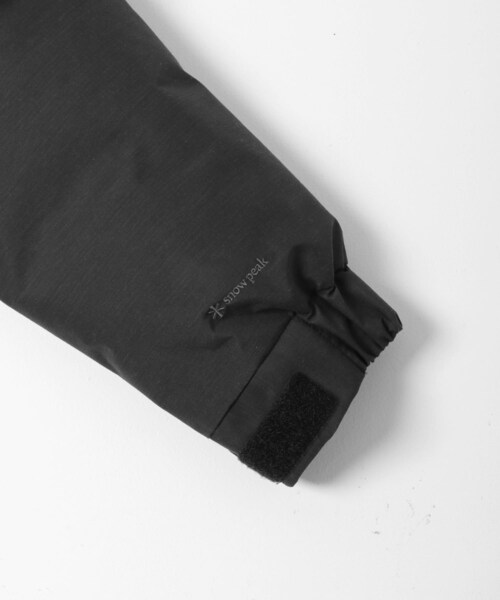 URBAN RESEARCH DOORS（アーバンリサーチドアーズ）の「Snow Peak Apparel　FR 2L Down Coat（その他アウター・メンズ・Black/Greige/Navy・M/L）」の6枚目の写真