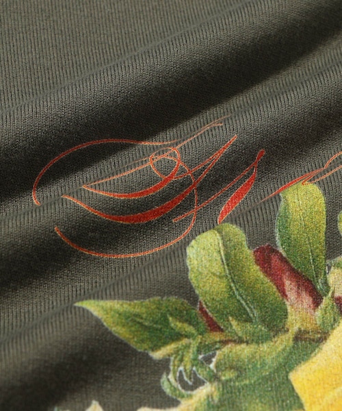 ADAM ET ROPE'（アダムエロペ）の「【TENDER PERSON/テンダー パーソン】FLOWER GARDEN TEE（Tシャツ/カットソー・メンズ・スミクロ/ライトグレー・1/2）」の17枚目の写真