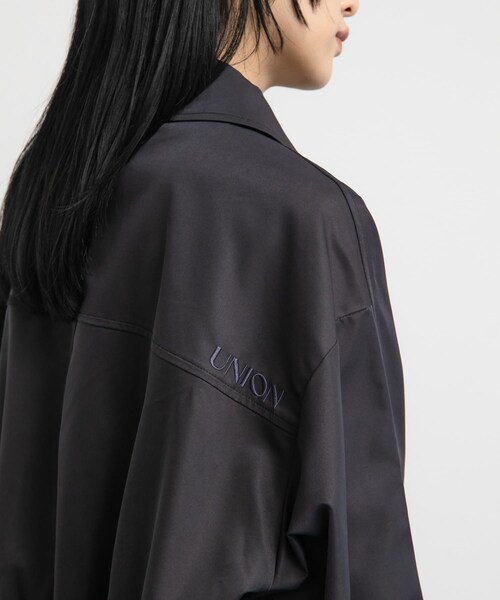 KBF（ケイビーエフ）の「ブライトZIPブルゾン（ブルゾン・レディース・BEIGE/D.NAVY・one）」の16枚目の写真