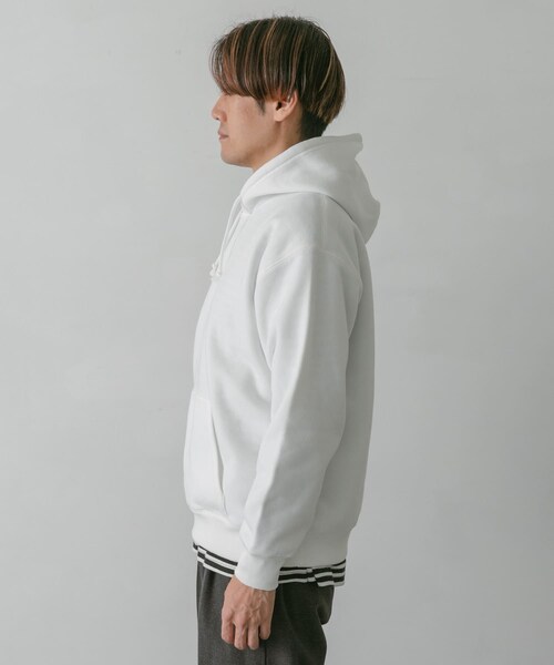 URBAN RESEARCH DOORS(アーバンリサーチドアーズ)の「『速乾』クイックドライ プルオーバーフーディ(パーカー・メンズ・BLUE GRAY/OFF/BEIGE/NAVY/ROYAL/RED・M/L/XL)」の19枚目の写真