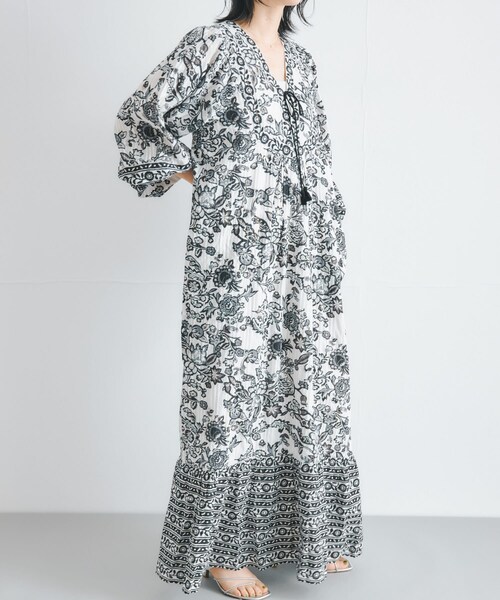 URBAN RESEARCH ROSSO（アーバンリサーチロッソ）の「sara mallika　PAISLEY FLOWER PRINT DRESS（ワンピース・レディース・BLACK/GREEN・S/M）」の5枚目の写真