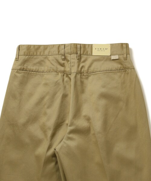 ADAM ET ROPE'（アダムエロペ）の「【FARAH】One-tuck WIde Pants（チノパンツ・メンズ・ベージュ・L/M/S）」の9枚目の写真