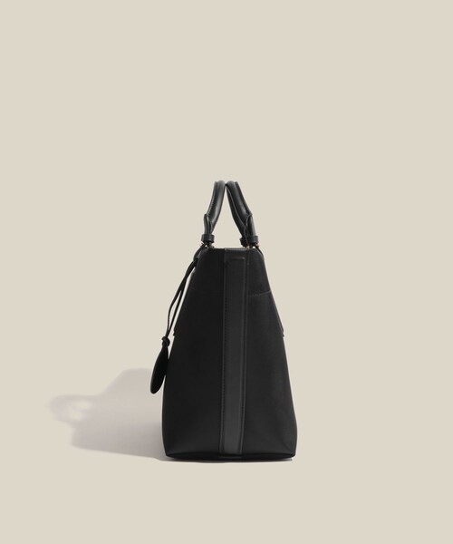 ROPE'（ロペ）の「【E'POR】【撥水加工・超軽量】 BOAT BAG Medium（トートバッグ・レディース・ブラック/キナリ・F）」の7枚目の写真