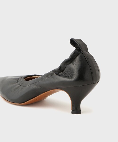 ROPE'（ロペ）の「【L’unique et moi（リュニック エ モア）】AliceII｜ギャザーパンプス（パンプス・レディース・ブラック/ベージュ・23.0/23.5/24.0/24.5/25.0）」の20枚目の写真