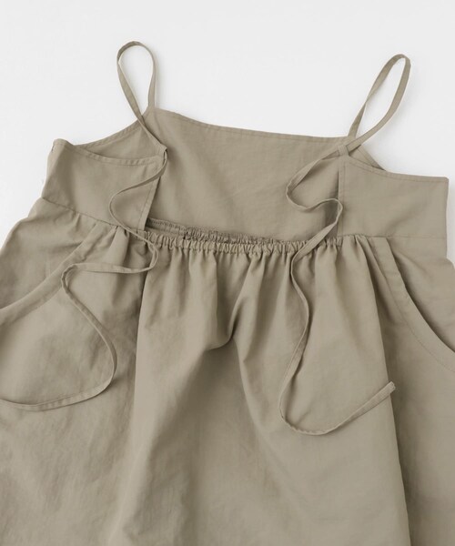 ITEMS URBANRESEARCH(アイテムズ アーバンリサーチ)の「ポケットギャザーキャミ(キャミソール・レディース・BEG/CHA・FREE)」の20枚目の写真