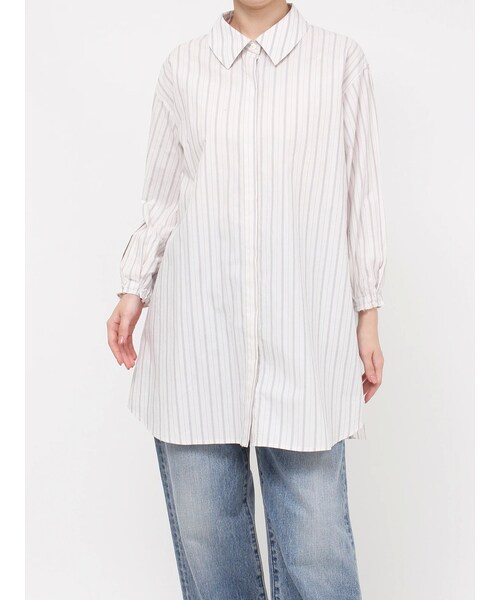 Ungrid（アングリッド）の「【Htage】バックデザインストライプシャツ（その他・レディース・オフホワイト/ブルー・F）」の2枚目の写真