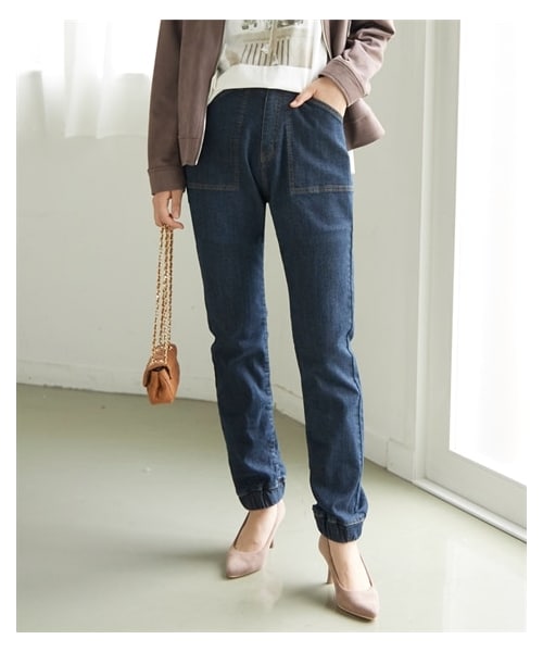 nissen（ニッセン）の「大きいサイズ  超ラクチンなすごのびストレッチ裏起毛デニムゆるテーパードジョガーパンツ（ゆったり太もも）（選べる２レングス）（パンツ・レディース・オーバーダイブラウン/ウォッシュドブルー/ネイビー・L/LL/3L/4L/5L/6L/8L/10L）」の20枚目の写真