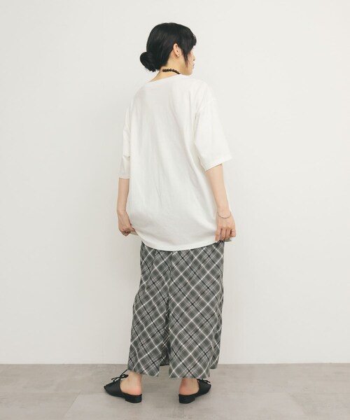 KBF（ケイビーエフ）の「シアーチェックIラインスカート（スカート・レディース・MOSS GRAY/BEIGE/BLUE・one）」の11枚目の写真