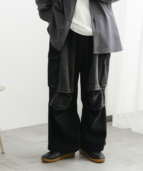SENSE OF PLACE by URBAN RESEARCH（センスオブプレイスバイアーバンリサーチ）の「デニムカーゴパンツ（デニムパンツ・メンズ・BLUE/BLACK・M/L）」の4枚目の写真