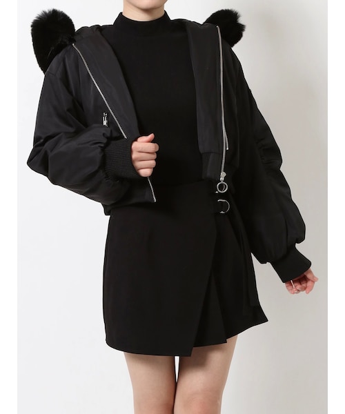 EATME（イートミー）の「ファイクファーフードブルゾン（ダウンジャケット/コート・レディース・アイボリー/ブラック・F）」の4枚目の写真