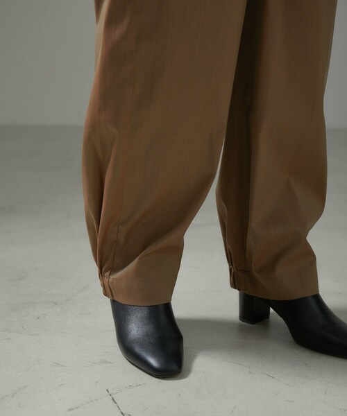 ADAM ET ROPE'(アダムエロペ)の「【J'aDoRe・店舗限定】【Gabriela Coll Garments】LORO PIANA OVERALL(つなぎ/オールインワン・レディース・キャメル・1)」の18枚目の写真