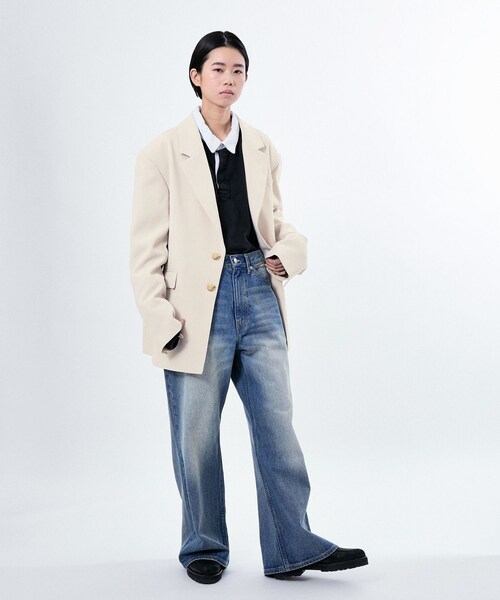 ADAM ET ROPE'(アダムエロペ)の「BOXY SET UP JACKET(テーラードジャケット・レディース・ブラック/ベージュ系・38/40/42)」の12枚目の写真
