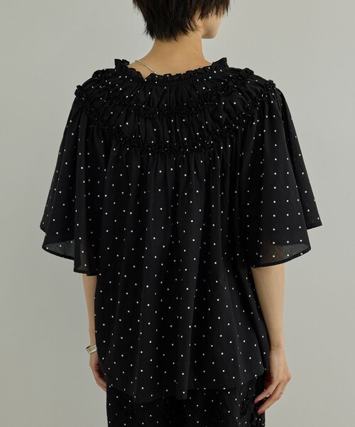 ADAM ET ROPE'(アダムエロペ)の「【WEB先行販売】【crinkle crinkle crinkle】別注ドットコットンブラウス(シャツ/ブラウス・レディース・ブラック系・F)」の18枚目の写真