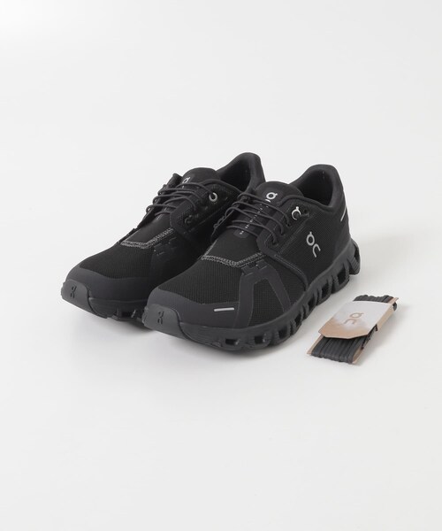 URBAN RESEARCH DOORS(アーバンリサーチドアーズ)の「On CLOUD 6(スニーカー・レディース・WHITE/BLACK・23.5/24/24.5/25/25.5)」の10枚目の写真
