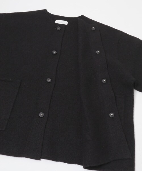 かぐれ（カグレ）の「圧縮ウールショートジャケット（ノーカラージャケット・レディース・GREGE/BLACK・Free）」の13枚目の写真