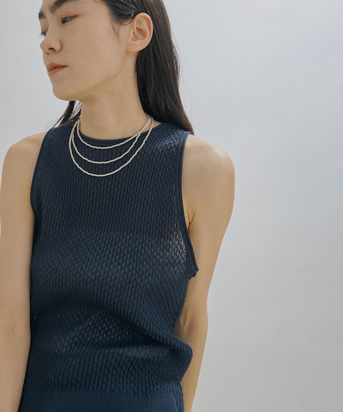 ADAM ET ROPE'（アダムエロペ）の「【公式サイト限定】【BATONER for SALON】SEE THROUGH TANK TOP（タンクトップ・レディース・ベージュ/ネイビー/サックス・F）」の9枚目の写真