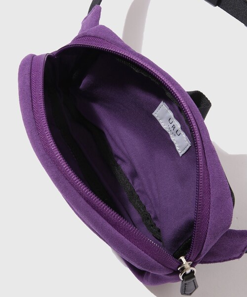ADAM ET ROPE'（アダムエロペ）の「【URU/ウル】WAIST POUCH B（ボディバッグ/ウエストポーチ・メンズ・グリーン/パープル・F）」の9枚目の写真