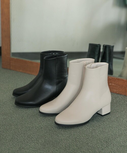 URBAN RESEARCH DOORS（アーバンリサーチドアーズ）の「チャンキーヒールブーツ（ブーツ・レディース・IVORY/BLACK・36/37/38）」の11枚目の写真