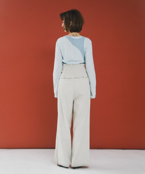 LAATO（ラート）の「twist bustier（キャミソール・レディース・シャドウ/クリーム・Free）」の13枚目の写真