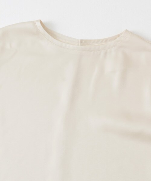 URBAN RESEARCH ROSSO（アーバンリサーチロッソ）の「UVカットサテンブラウス（Tシャツ/カットソー・レディース・MAUVEPINK/BLACK/OFF 1・Free）」の10枚目の写真
