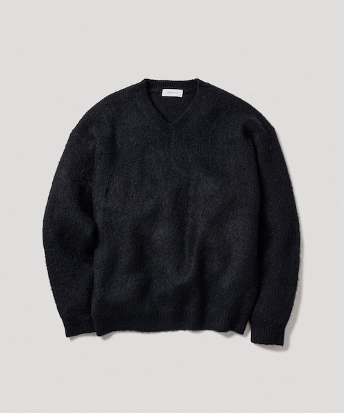 ADAM ET ROPE'（アダムエロペ）の「モヘアミックス オーバーサイズ Vネックニット（ニット/セーター・メンズ・ブラック/キャメル/レッド・L/M）」の4枚目の写真