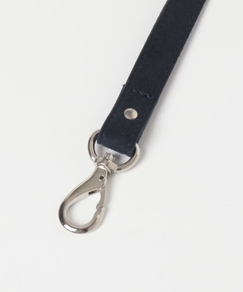 URBAN RESEARCH（アーバンリサーチ）の「YOUNG&OLSEN　ULTRASUEDE SHOULDER STRAP（ショルダーバッグ・メンズ・DARKNAVY/PLATINUM/ORANGE・-）」の6枚目の写真