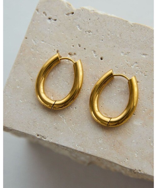 VIS（ビス）の「Uフープピアス（ピアス（両耳用）・レディース・ゴールド/シルバー・F）」の3枚目の写真