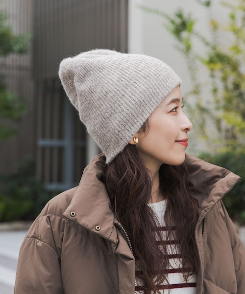 URBAN RESEARCH DOORS（アーバンリサーチドアーズ）の「リブ編みビーニー（ニットキャップ/ビーニー・レディース・BEIGE/CHARCOAL/BLACK・one）」の4枚目の写真