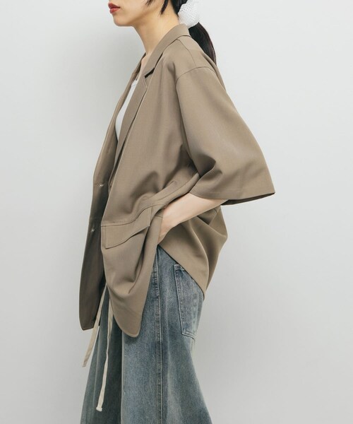 KBF（ケイビーエフ）の「ハーフスリーブルーズジャケット（テーラードジャケット・レディース・CHARCOAL/MOCHA・one）」の20枚目の写真