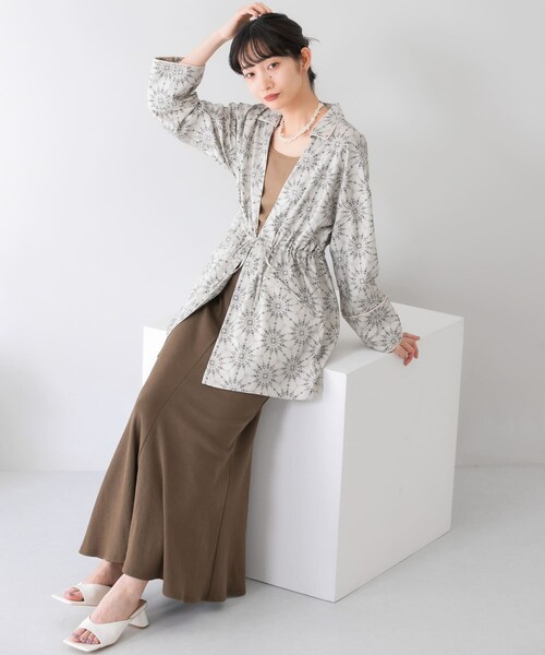 KBF（ケイビーエフ）の「ドロストプリントガウン（テーラードジャケット・レディース・BLUE/BEIGE/NAVY・one）」の11枚目の写真