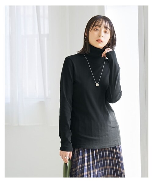 nissen（ニッセン）の「大きいサイズ 綿１００％フライスタートルネックＴシャツ（Tシャツ/カットソー・レディース・杢グレー/オフホワイト/ネイビー/ブラウン/黒/トープブラウン/アシッドイエロー/杢オートミール/カーキ/コーヒーブラウン/フォレストグリーン/オーキッドパープル/ティーグリーン/サンドベージュ/チャコールネイビー/セピアブラウン/ベイクドピンク/キャメルモカ/クラウドブルー/カナリアイエロー/スモーキーグリーン/グレイッシュカーキ/ワイン/グレーベージュ・L/LL/3L/4L/5L/6L/8L/10L）」の14枚目の写真