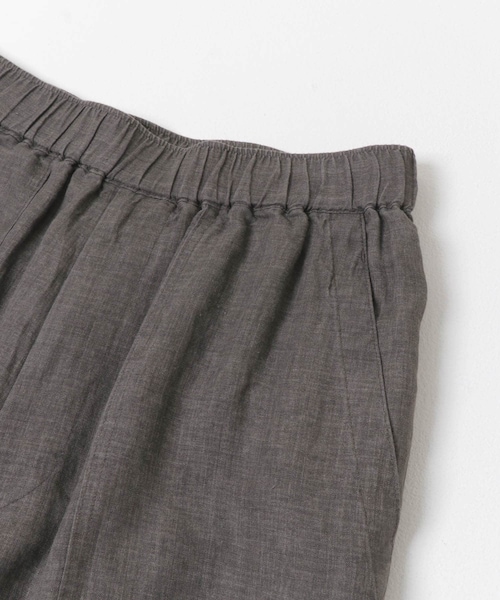URBAN RESEARCH（アーバンリサーチ）の「YLEVE　LINEN POPLIN PANTS（その他パンツ・メンズ・011 SUMI/050 BROWN・3/4）」の5枚目の写真