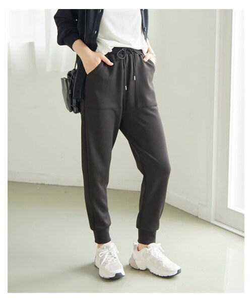 nissen（ニッセン）の「大きいサイズ【贅沢質感】ダンボールスウェットパンツ（ゆったりヒップ）（スウェットパンツ・レディース・カーキ/黒/ネイビー/ベージュ・L/LL/3L/4L/5L/6L/8L/10L）」の7枚目の写真