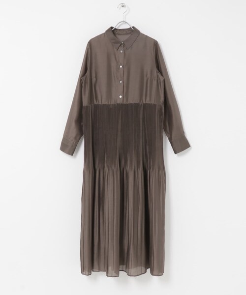 URBAN RESEARCH ROSSO（アーバンリサーチロッソ）の「プリーツロングシャツワンピース（ワンピース・レディース・BLUE/BROWN・Free）」の9枚目の写真