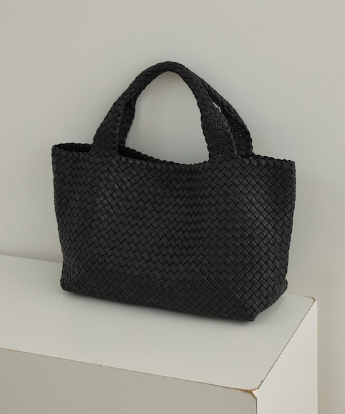 ADAM ET ROPE'(アダムエロペ)の「【J'aDoRe・一部店舗限定】【FALORNI(ファロルニ)】トートバッグ(トートバッグ・レディース・ブラック/ダークブラウン系/ベージュ系・F)」の2枚目の写真