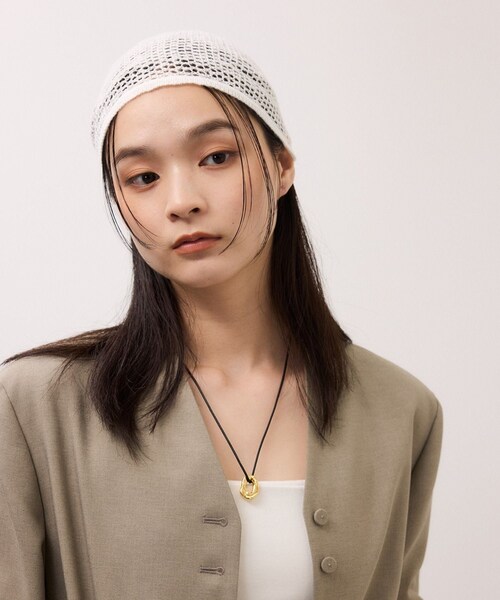 ADAM ET ROPE'(アダムエロペ)の「メッシュニットスカーフ(バンダナ/スカーフ・レディース・ブラック/ホワイト・F)」の4枚目の写真
