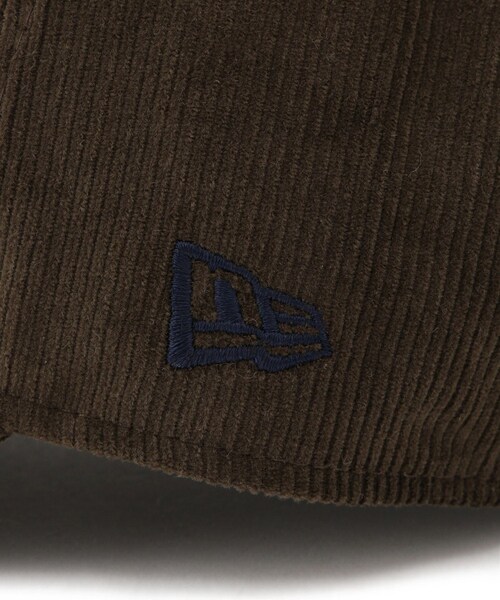 ROPE' PICNIC（ロペピクニック）の「【NEW ERA(R)/ニューエラ別注】920CS MICRO CORDUROYCAP/リンクコーデ（キャップ・レディース・オフホワイト/ブラウン/ネイビー・F）」の21枚目の写真