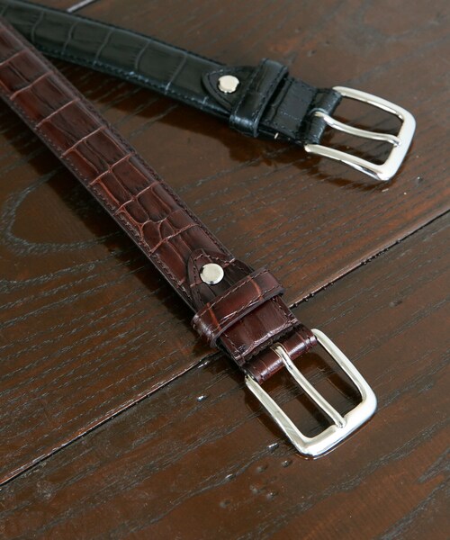 URBAN RESEARCH DOORS(アーバンリサーチドアーズ)の「LIFE STYLE TAILOR エンボスレザーベルト(ベルト・メンズ・BLACK/BROWN・Free)」の2枚目の写真