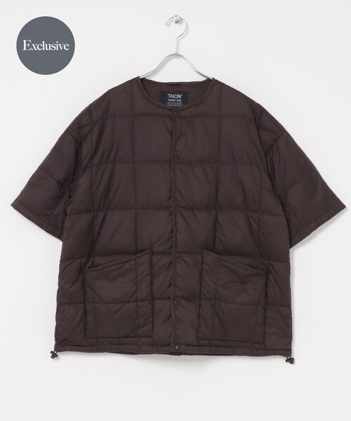 URBAN RESEARCH DOORS（アーバンリサーチドアーズ）の「『別注』TAION×DOORS　SHORTSLEEVE DOWN JACKET（その他アウター・レディース・WHITE/BLACK/D. CHOCO・One）」の3枚目の写真